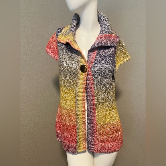 Lauren Michelle Sweaters - Lauren Michelle Women’s Multicolor Cap Sleeve  One  Button  Knit Sweater Size S